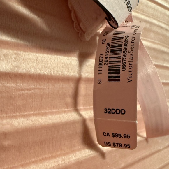 💗Victoria’s Secret Dream Angels floral lace bra 32DDD 32F NWT - Picture 4 of 4